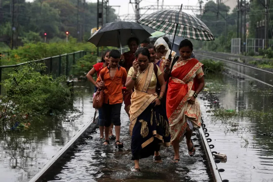 Mengapa Banjir Muson Melumpuhkan Kota-Kota di India: Mengurai Krisis Perkotaan