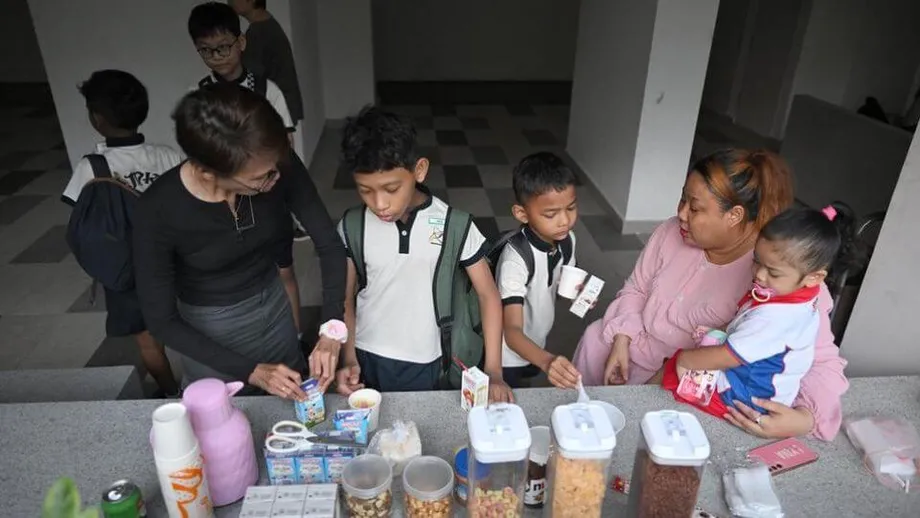 Breakfast Buddy: Kepedulian Seorang Ibu Memberi Makan kepada Warga di Ang Mo Kio