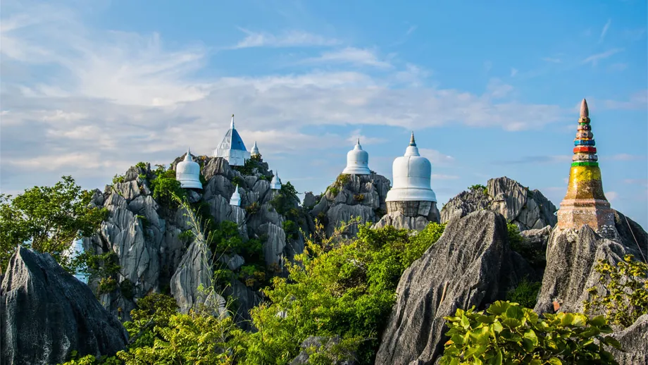 Permata Tersembunyi Thailand: 10 Destinasi yang Kurang Dikenal untuk Wisata Autentik