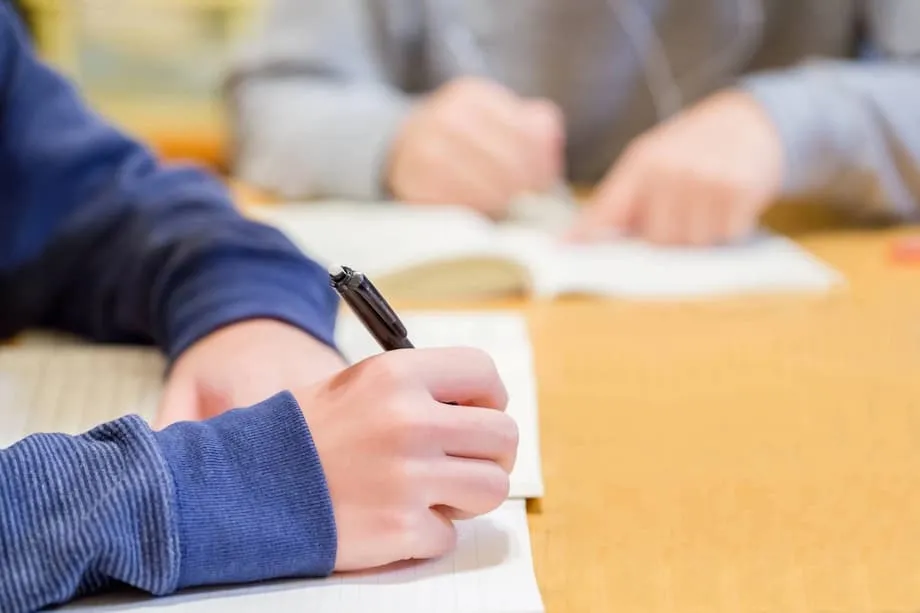 Siswa Jepang Kesulitan Menjawab Soal Uraian: Temuan dari Tes Prestasi Nasional 2025