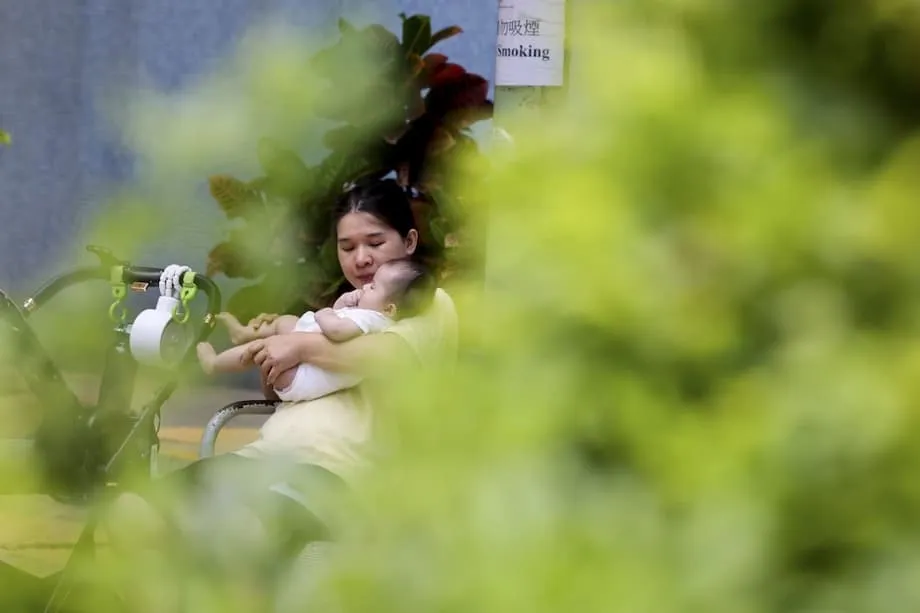 Haruskah Skema Bonus Bayi Hong Kong Mencakup Keluarga Peserta Skema Talenta? Menelaah Perdebatan dan Implikasinya