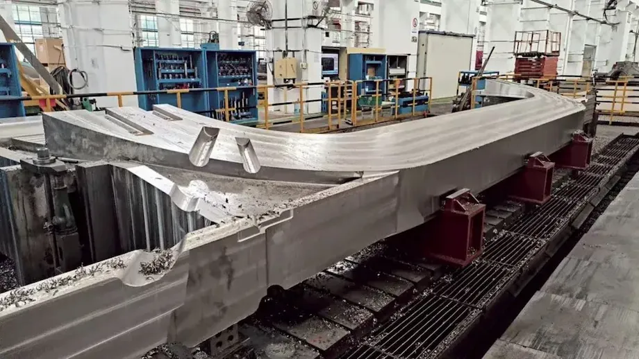 Baja Super Terobosan China: Material yang Menggerakkan Reaktor Fusi Generasi Berikutnya