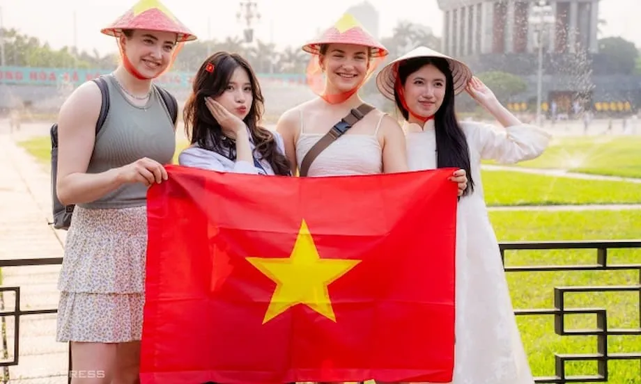 Hanoi Ungguli Pesaing Regional dalam Telegraph Travel Awards 2025: Menilik Lebih Jauh Peringkat Kota-Kota Terbaik Dunia