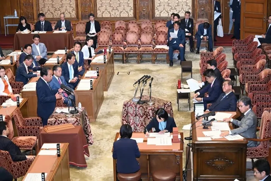 Pergulatan Politik Jepang atas Sejarah Perang: Ingatan, Identitas, dan Perebutan Jiwa Bangsa
