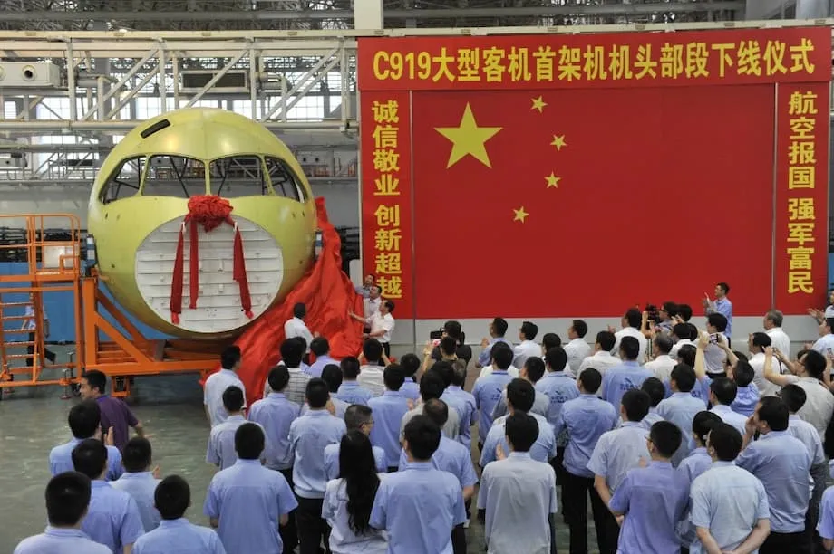 Revolusi Manufaktur Teknologi Tinggi China: Bagaimana Pabrik Dunia Menjadi Pusat Inovasi Global