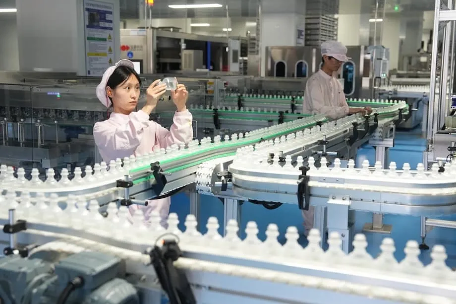 Lonjakan Bioteknologi China: Bagaimana Kesepakatan dengan Perusahaan Farmasi Global Mendefinisikan Ulang Industri