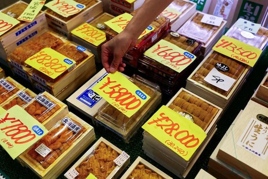 Laut yang Makin Hangat dan Pasang Merah: Mengapa Uni, Hidangan Istimewa Jepang, Kian Sulit Dijangkau