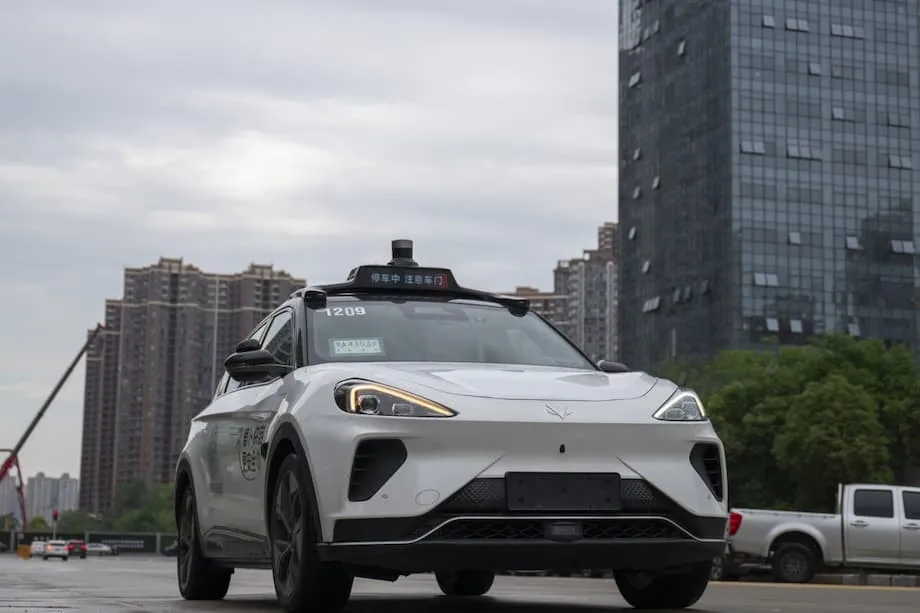 China Akan Mengerahkan 300.000 Taksi Tanpa Pengemudi di Kota-Kota Besar pada 2030, Mempercepat Persaingan Robotaksi Global