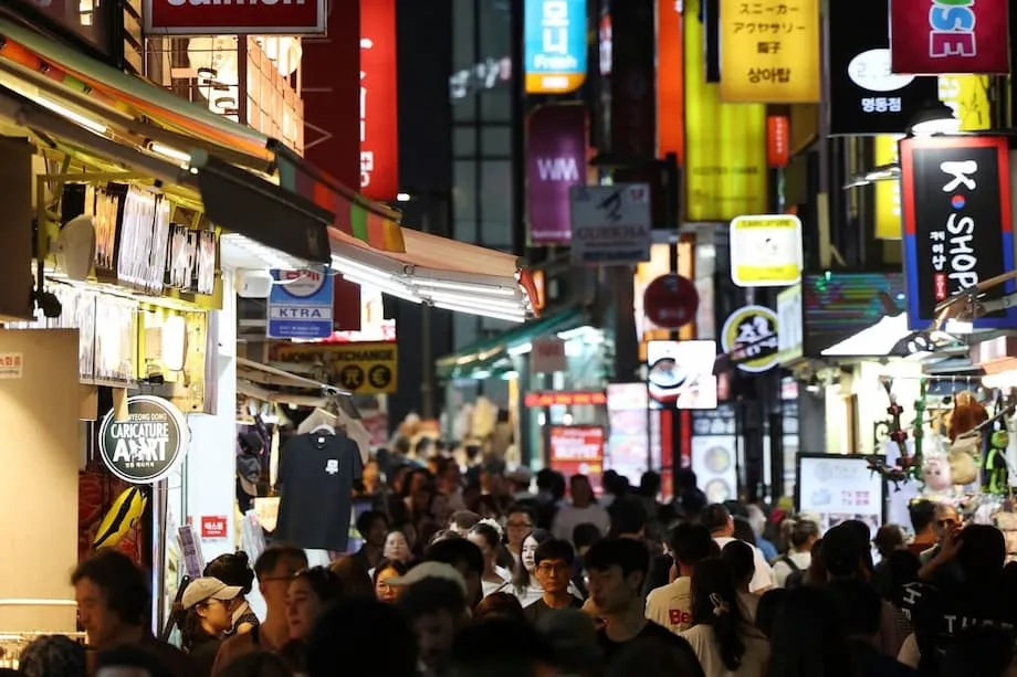 Korea Selatan Memperluas Tenaga Kerja Asing, tetapi Menghadapi Hambatan Integrasi di Tengah Krisis Demografi