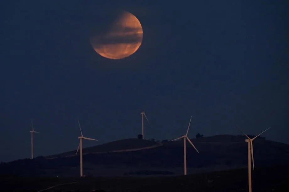 Bulan Merah Akan Bersinar di Atas Jepang dalam Gerhana Bulan Total Langka pada Senin Dini Hari