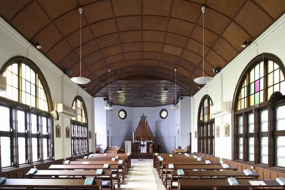 Di Dalam Gereja Katolik Setagaya, tempat teduh yang tenang di Tokyo dengan gua Lourdes