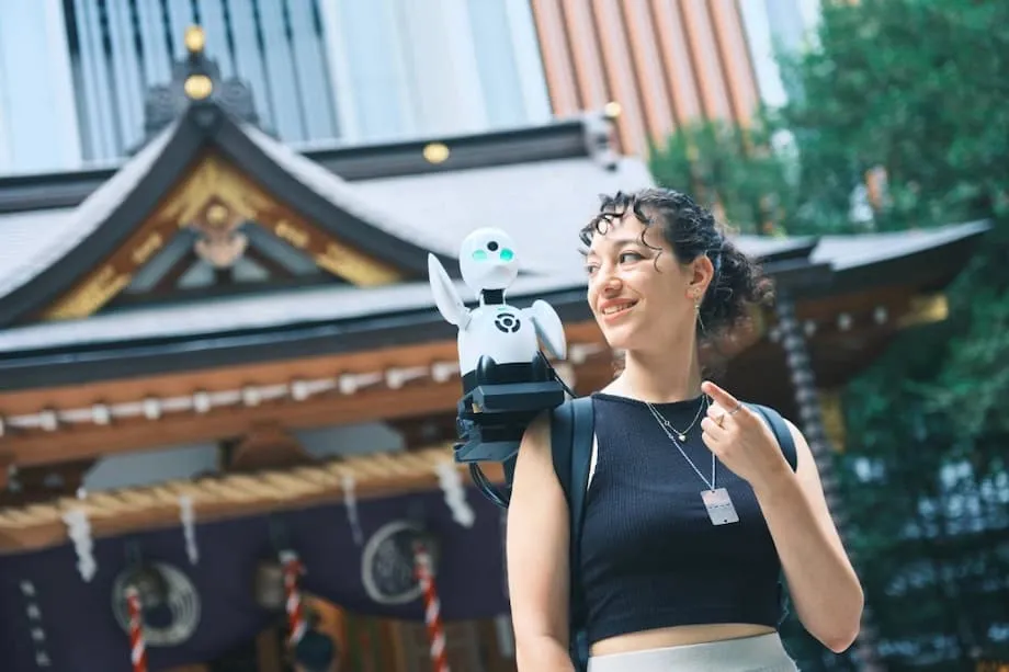 Pemandu Tur Robot di Tokyo Membuka Peluang Kerja bagi Penyandang Disabilitas
