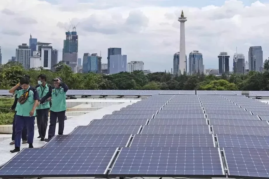 AS dan China Bersaing Mendorong Masa Depan Energi Bersih Indonesia