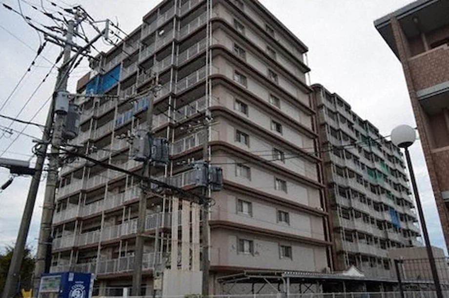 Berlindung di rumah atau mengungsi? Panduan bagi penghuni apartemen beton bertulang di Jepang