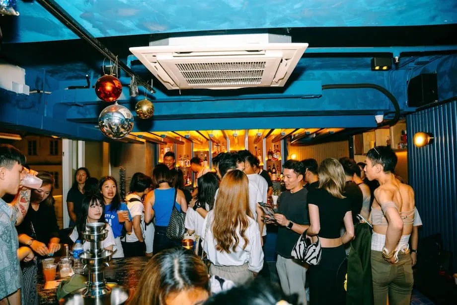 Bagaimana Aplikasi Santap Sosial Mengubah Dunia Restoran Hong Kong