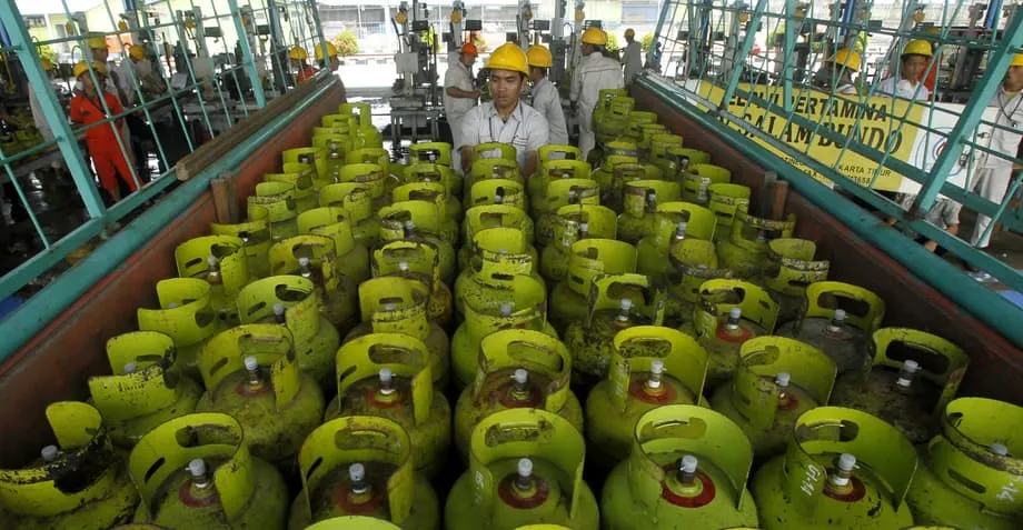 Indonesia Menghadapi Kesenjangan Kapasitas Pengolahan dan Ketergantungan Impor yang Mahal