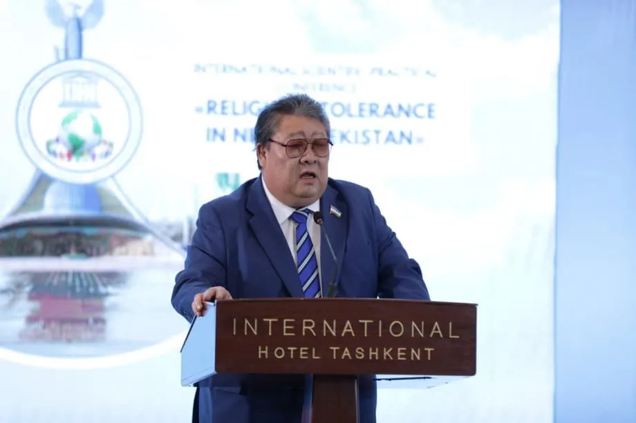 Kekuatan dalam keberagaman: bagaimana Uzbekistan membangun persatuan melalui budaya dan hukum