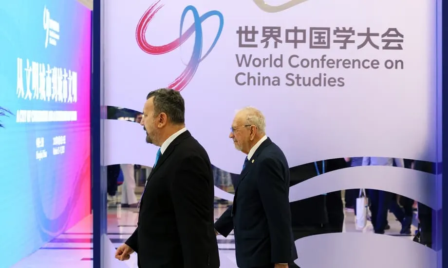 Para Cendekiawan Dunia Berkumpul di Shanghai untuk Membingkai Ulang Studi Tiongkok dan Modernisasi