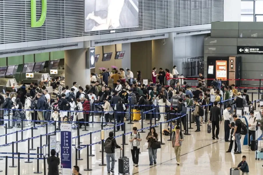 Tarif Murah Terus Menekan Tiga Maskapai Besar China Meski Laba Meningkat pada Musim Panas