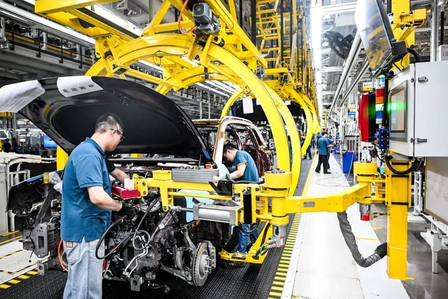 China menargetkan kekuatan manufaktur yang berkelanjutan dan kemandirian teknologi dalam rencana berikutnya