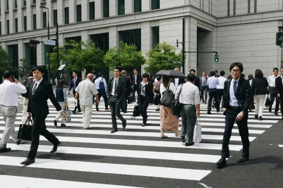 Perusahaan Jepang beralih ke pensiun dini saat tenaga kerja menua dan tekanan investor mengubah dunia kerja