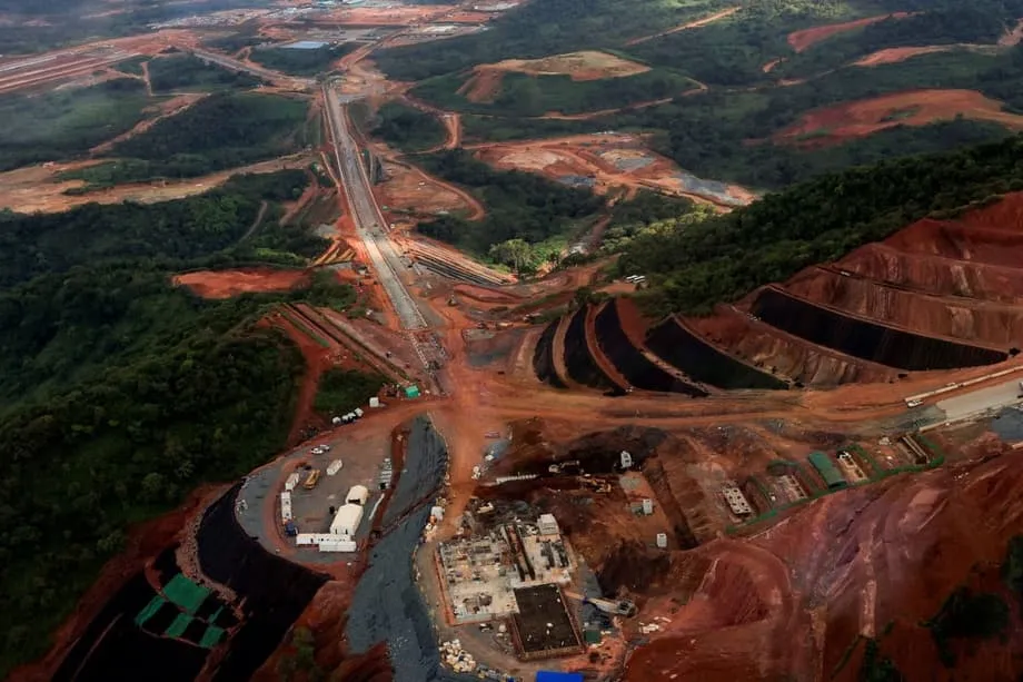 Pengiriman Perdana Proyek Bijih Besi Simandou ke China Menandai Pergeseran Global