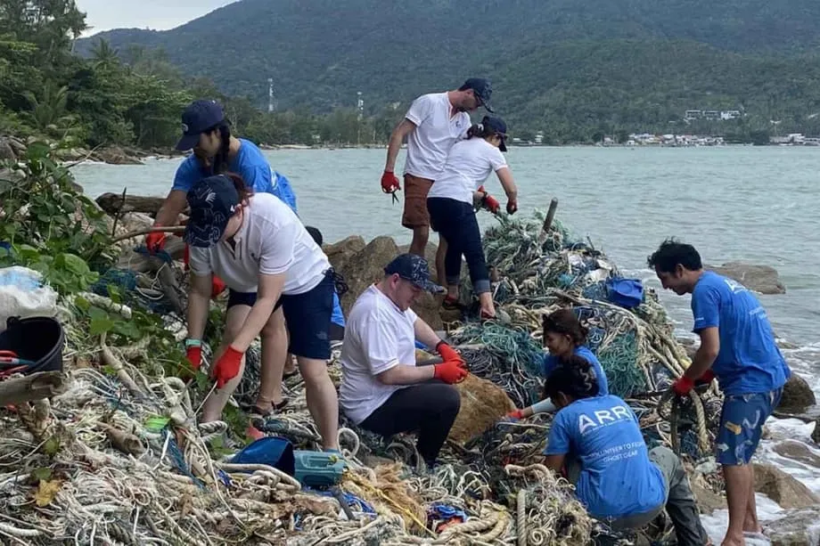 Teknologi dan Komunitas Pulihkan Ekosistem Laut Koh Phangan