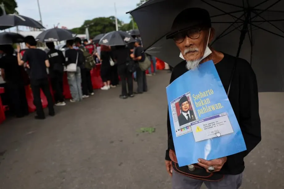 Protes Meningkat di Jakarta atas Rencana Menganugerahi Suharto Gelar Pahlawan Nasional