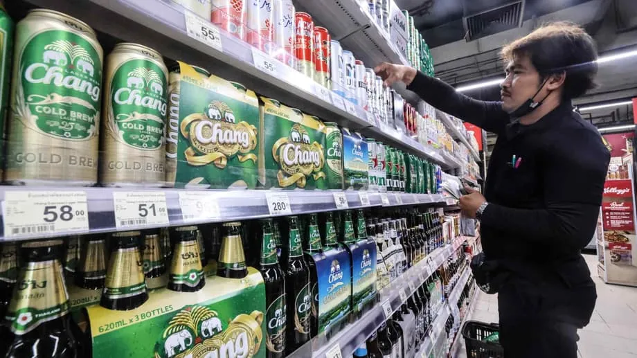 Mengapa ThaiBev, Pemilik Bir Chang, Menggelontorkan Miliaran untuk Produk Susu dan Makanan Halal