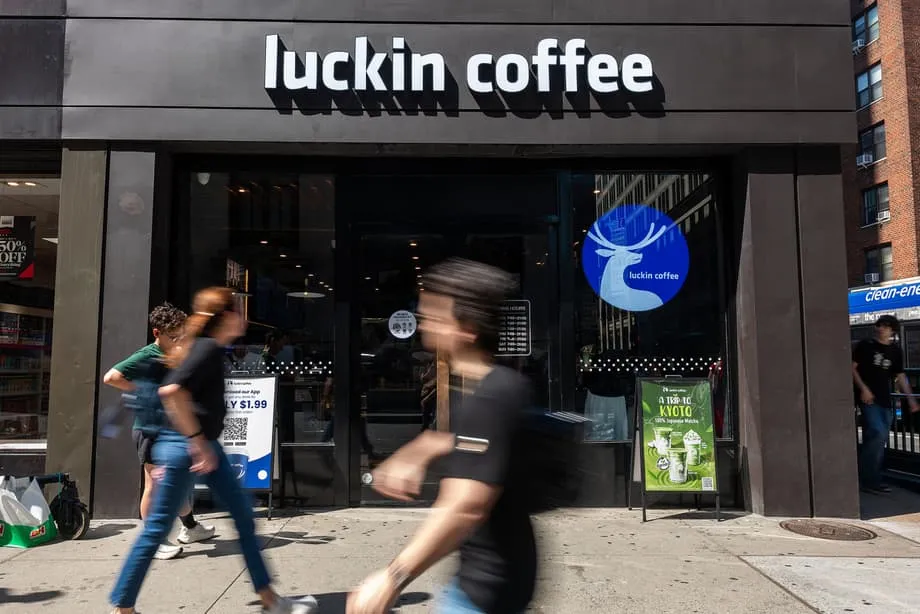 Luckin Coffee menargetkan pencatatan ulang di AS setelah berbalik pulih dalam lima tahun