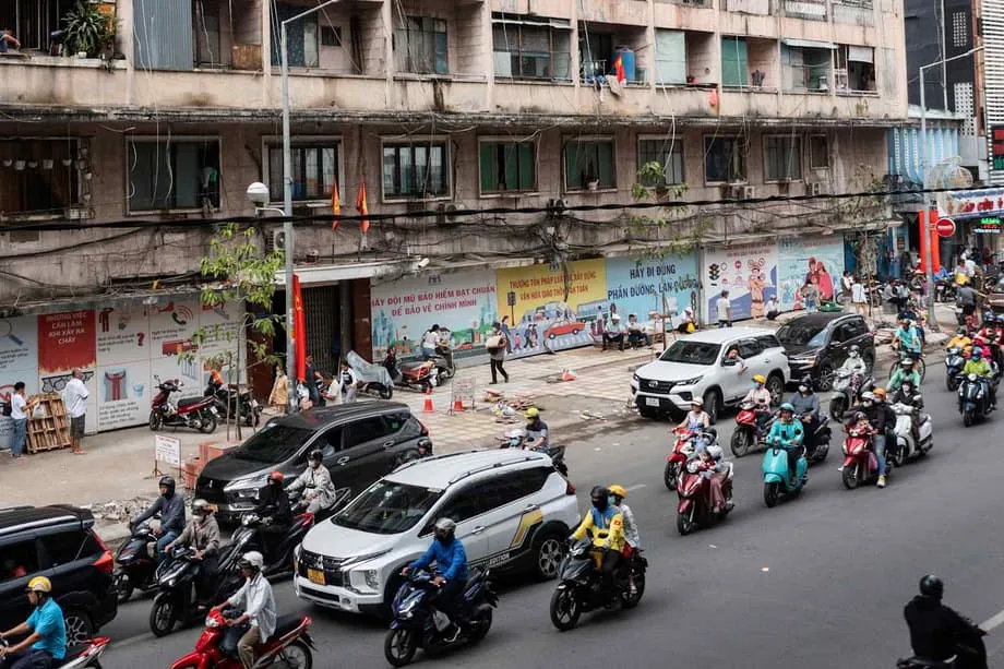 Ho Chi Minh City Akan Melarang Kendaraan Bensin di Pusat Kota demi Mendorong Kendaraan Listrik