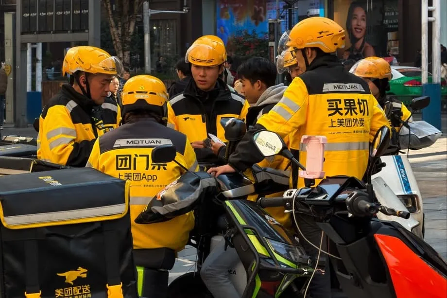 Peritel Asing Bertaruh pada Pasar Pengiriman Instan China meski Perang Harga Menguras Mereka
