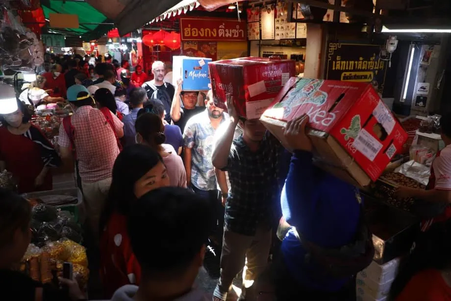 Barang China Lebih Mengancam Thailand daripada Tarif AS, Peringatkan Lembaga Riset