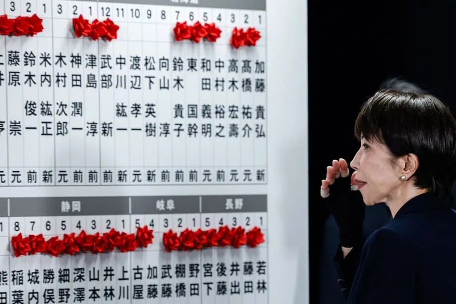 Perdana Menteri Perempuan Pertama Jepang Raih Supermayoritas Bersejarah dalam Kemenangan Telak