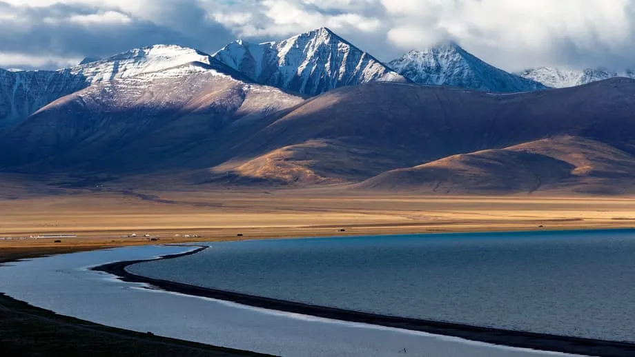 Hilangnya Danau-Danau di Tibet Membangunkan Sesar Purba dan Memicu Gempa