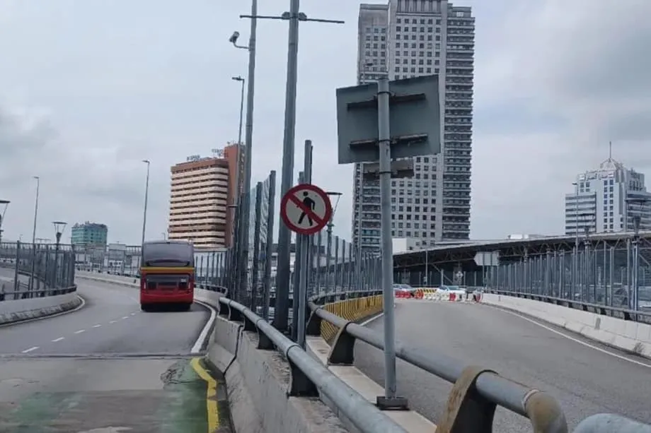 Berjalan Kaki di Causeway: Mengapa Ribuan Orang Tetap Menempuh Penyeberangan Ilegal Meski Ada Peringatan Baru