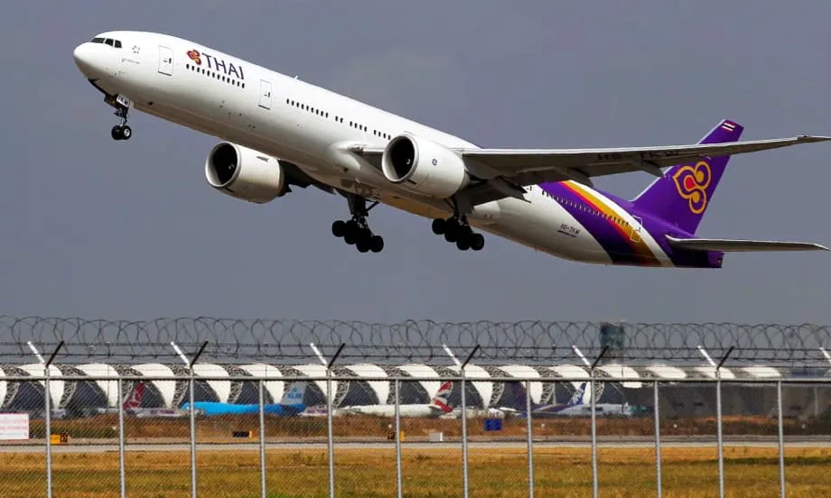 Thai Airways Pangkas 46 Penerbangan saat Krisis Bahan Bakar Melanda Penerbangan Asia