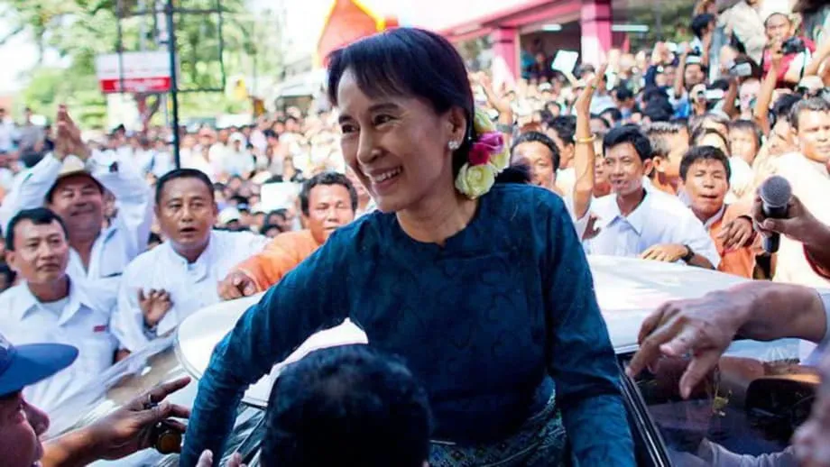 Junta Myanmar Memindahkan Suu Kyi ke Tahanan Rumah di Tengah Keraguan atas Nasibnya