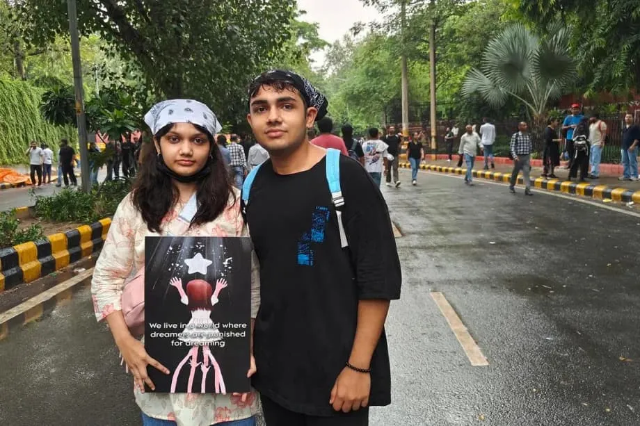 Gerakan Cockroach India Hentikan Aksi Pawai Usai Tindakan Keras di Delhi