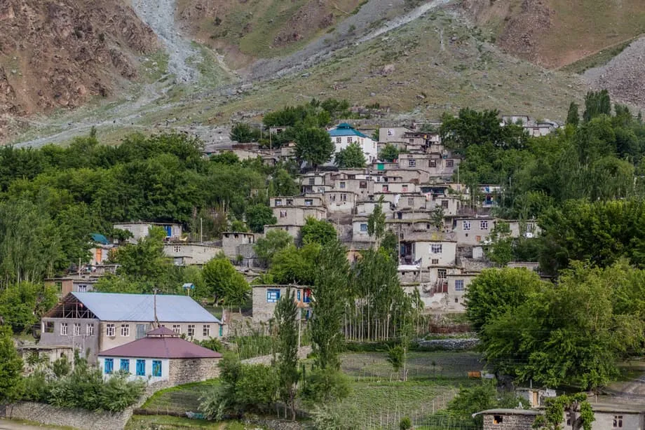 Emas Badakhshan Memicu Tantangan Baru terhadap Kekuasaan Taliban