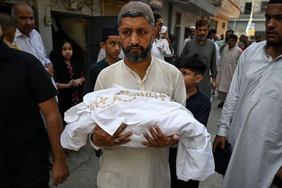 Penyelidikan Kebakaran Rumah Sakit Pakistan Temukan Kegagalan Keselamatan Bertahun-tahun di Balik Tewasnya 14 Bayi Baru Lahir