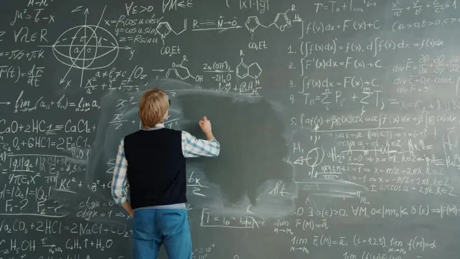 Bagaimana Beijing mengubah pabrik semen menjadi magnet bagi matematikawan dunia