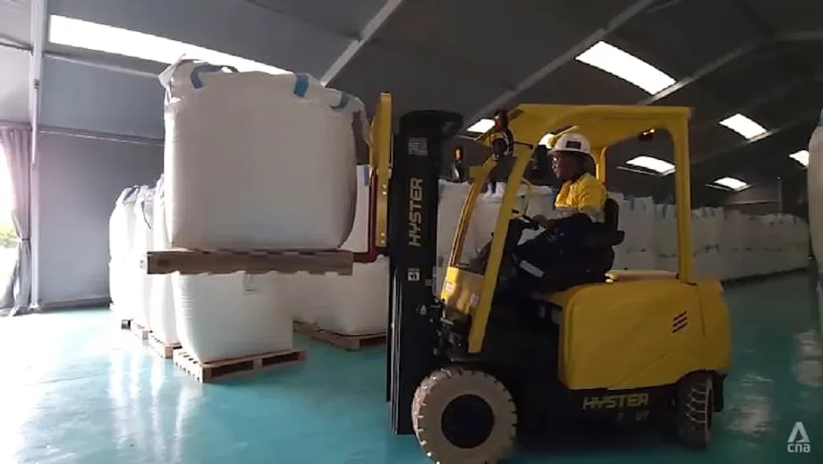 Ambisi Malaysia di Sektor Logam Tanah Jarang: Peluang Ekonomi atau Risiko Lingkungan?