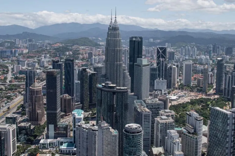 Malaysia Gandakan Ambang Gaji Ekspatriat, Picu Kekhawatiran Eksodus Talenta