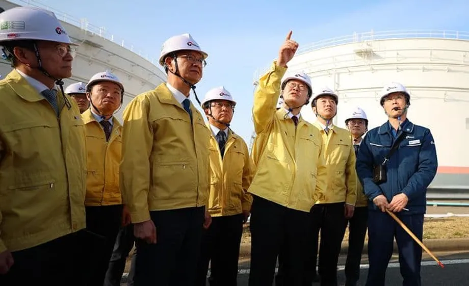 Produsen Minyak Timur Tengah Beralih ke Penyimpanan di Korea saat Krisis Selat Hormuz Memperbesar Risiko Keamanan Energi Global