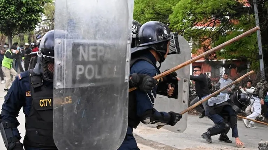 Protes Meletus di Perbatasan Nepal atas Pengetatan Bea Cukai terhadap Barang dari India