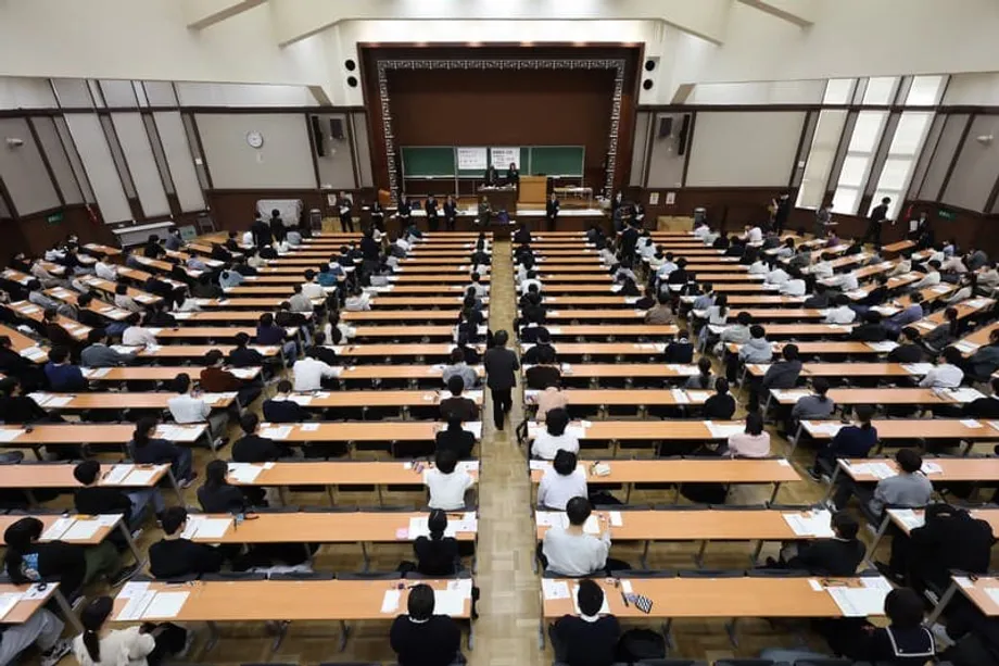 Universitas Swasta Jepang di Ambang Krisis Seiring Memburuknya Kondisi Keuangan