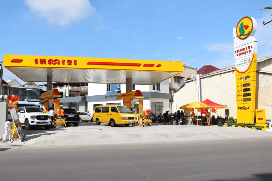 Cambodia Commits Nearly $500 Million to Energy Relief as Petrol Prices Rise Again